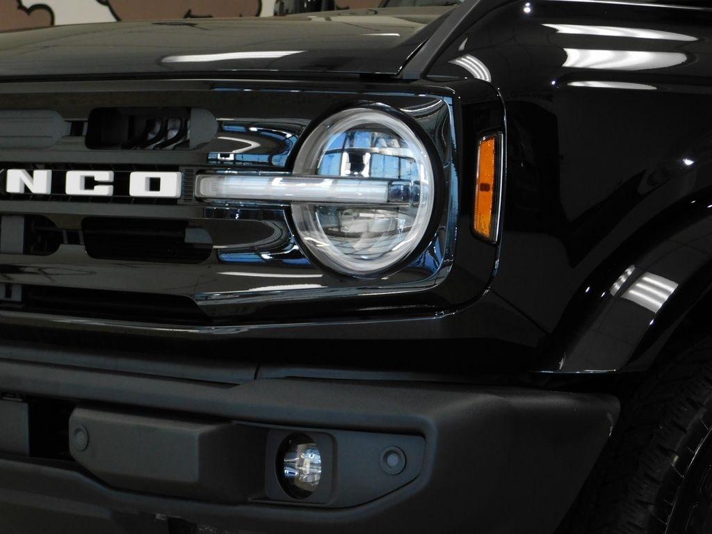 Ford Bronco Outer Banks 4-Door 2023