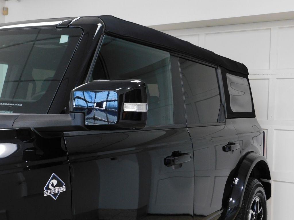 Ford Bronco Outer Banks 4-Door 2023