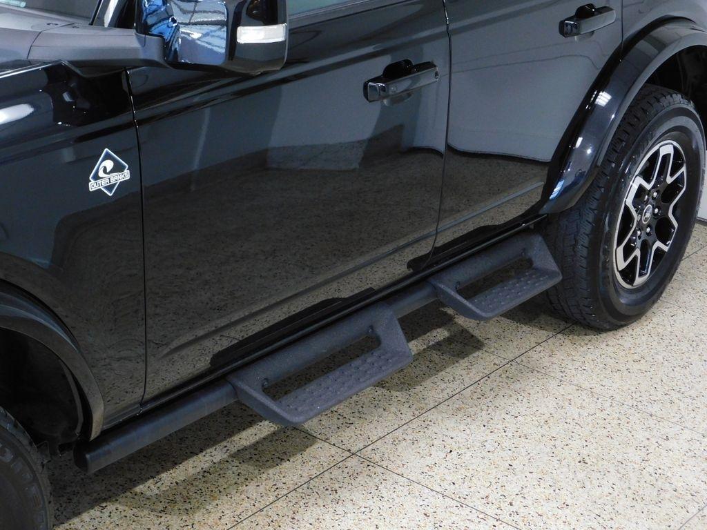 Ford Bronco Outer Banks 4-Door 2023