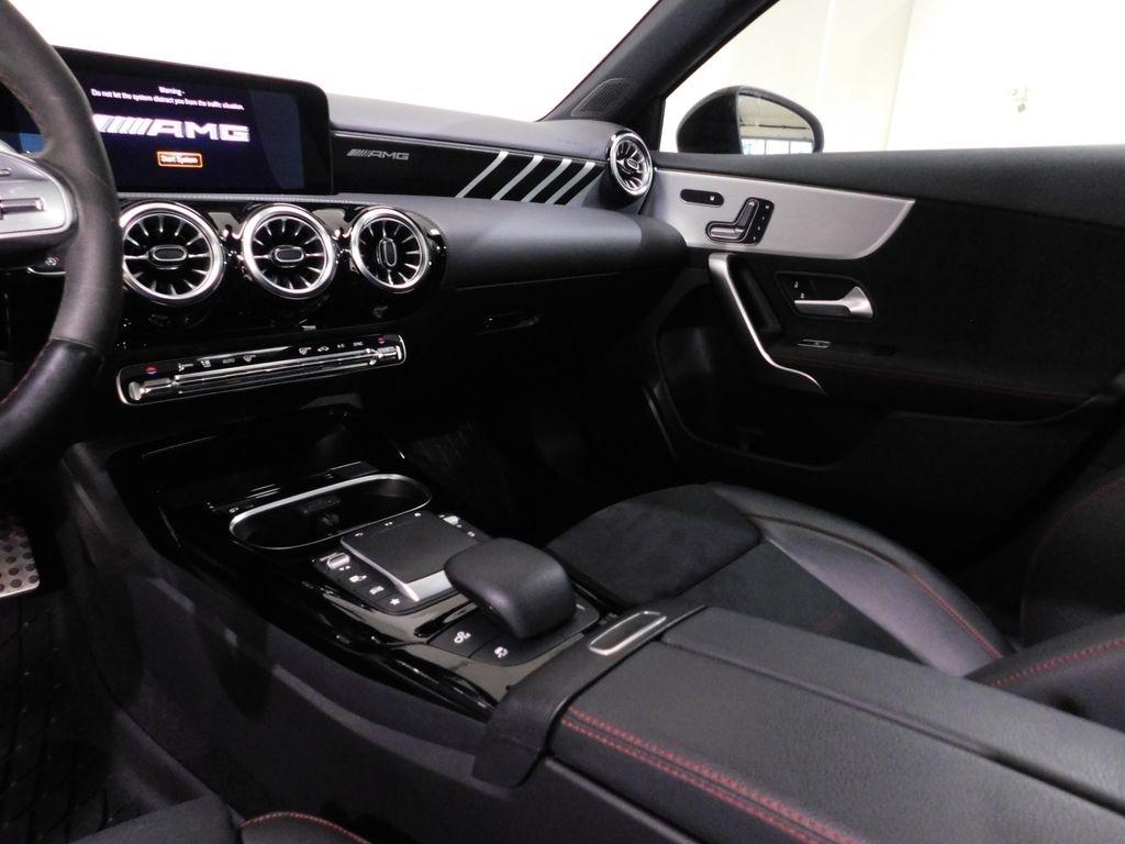 Mercedes-Benz A-Class  2022