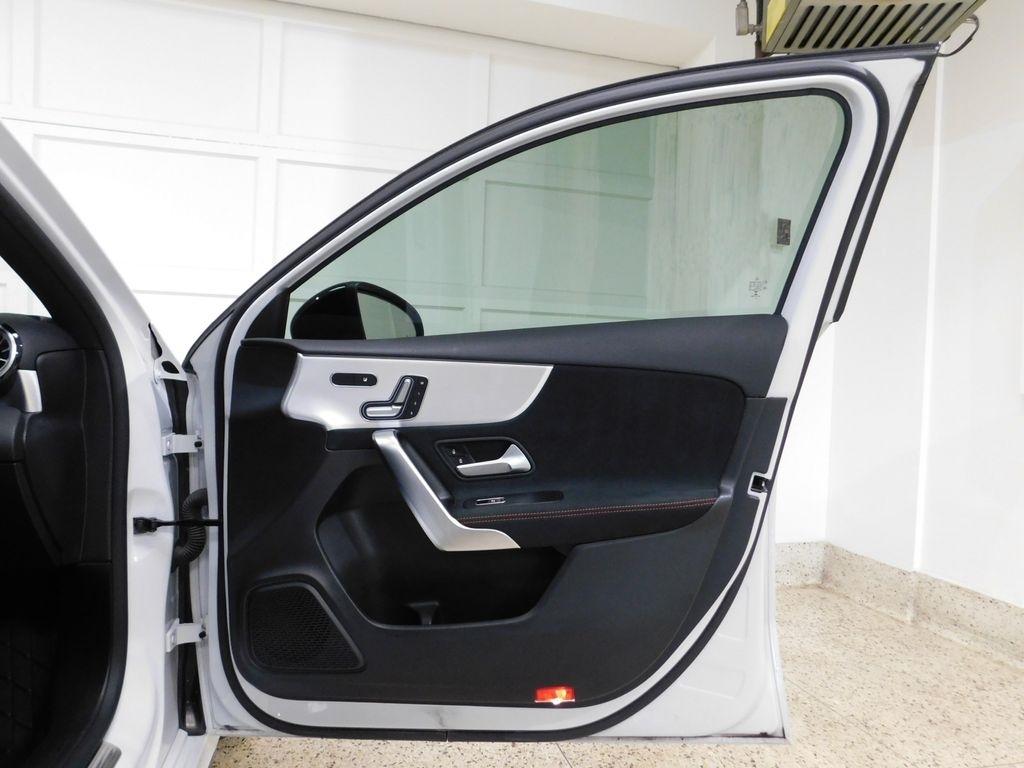 Mercedes-Benz A-Class  2022