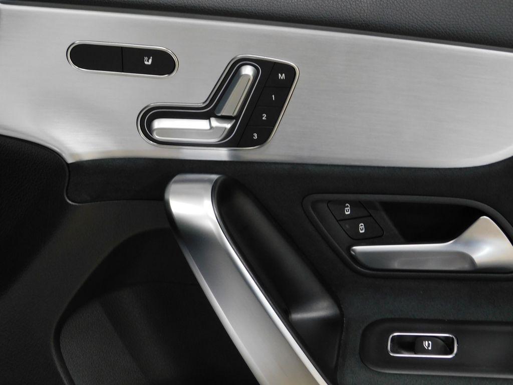 Mercedes-Benz A-Class  2022