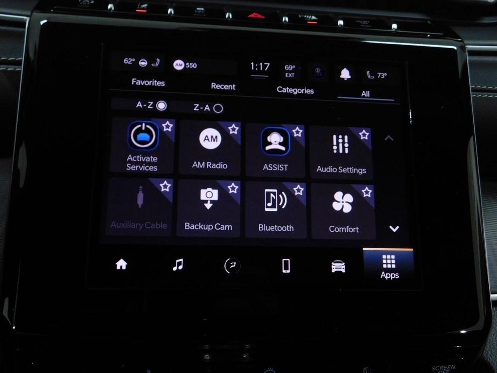Jeep Grand Cherokee Laredo 4WD 2023