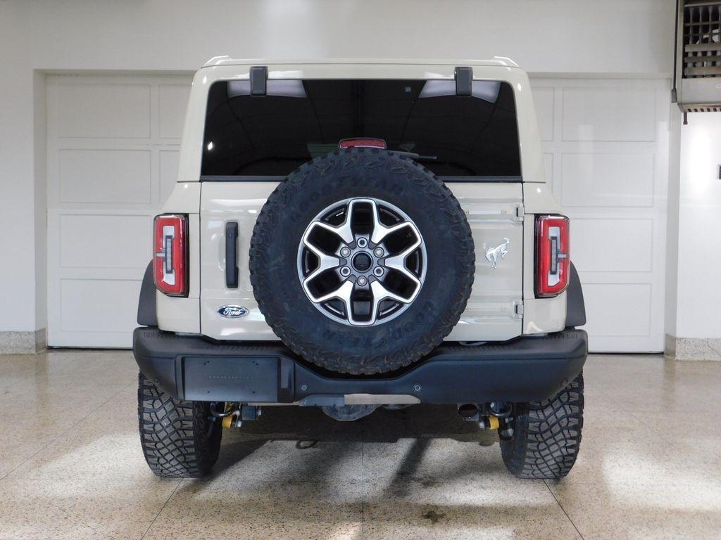 Ford Bronco Badlands 4-Door 2025