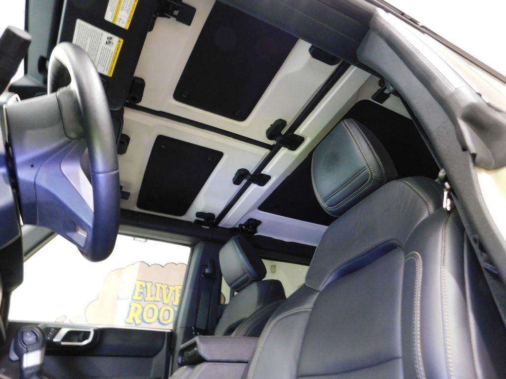Ford Bronco Badlands 4-Door 2025