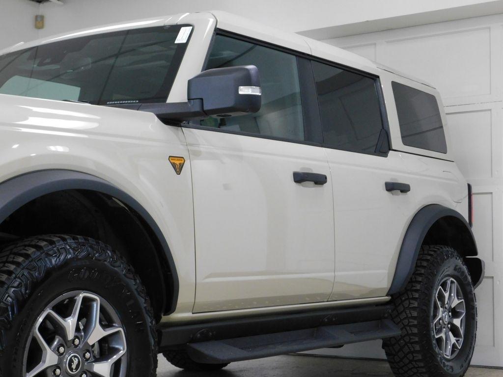 Ford Bronco Badlands 4-Door 2025