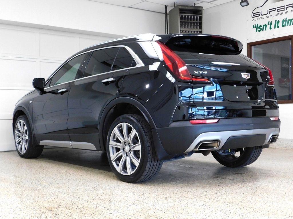 Cadillac XT4 Premium Luxury AWD 2023