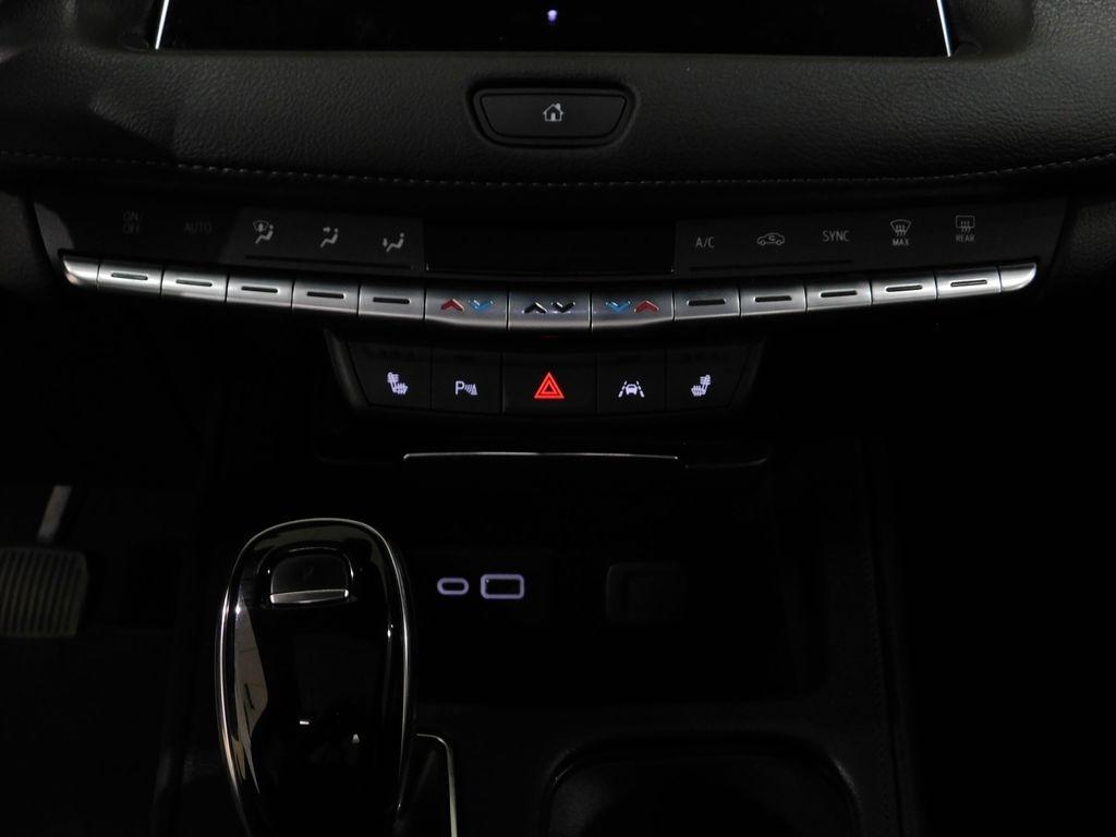 Cadillac XT4 Premium Luxury AWD 2023
