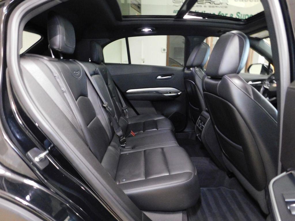 Cadillac XT4 Premium Luxury AWD 2023