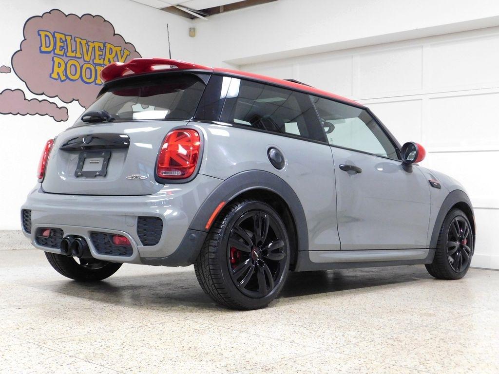 MINI Cooper John Cooper Works 2017