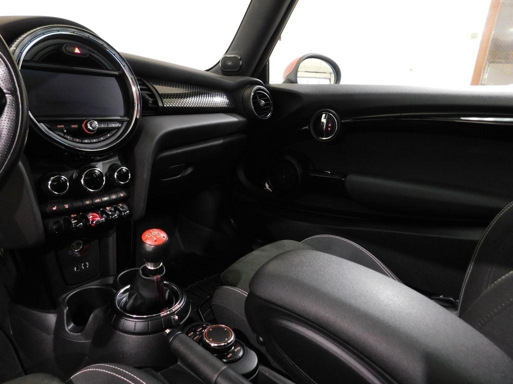 MINI Cooper John Cooper Works 2017