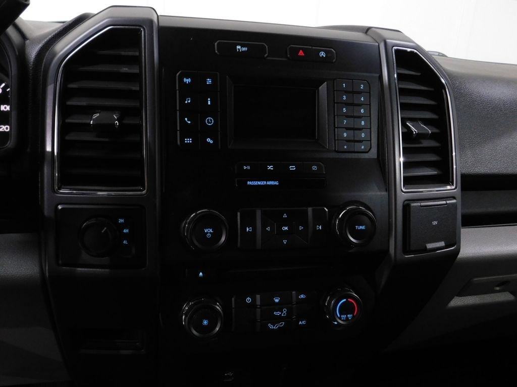 Ford F-150 XLT SuperCrew 4WD 2018