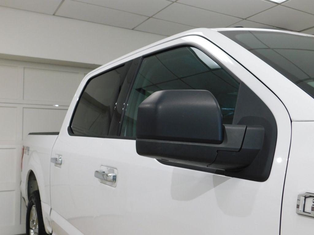 Ford F-150 XLT SuperCrew 4WD 2018
