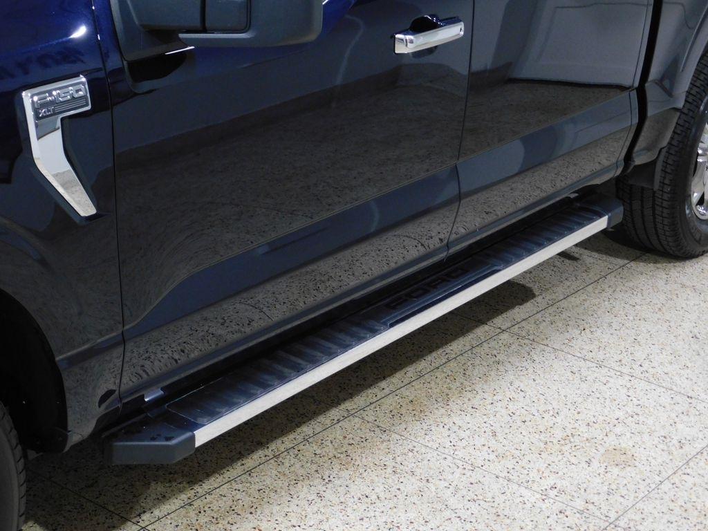 Ford F-150 XLT SuperCrew 5.5-ft. Bed 4WD 2023
