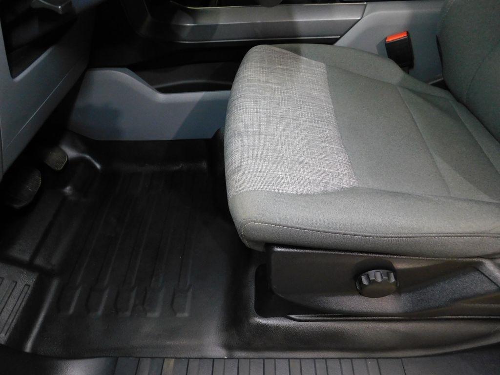 Ford F-150 XLT SuperCrew 5.5-ft. Bed 4WD 2023
