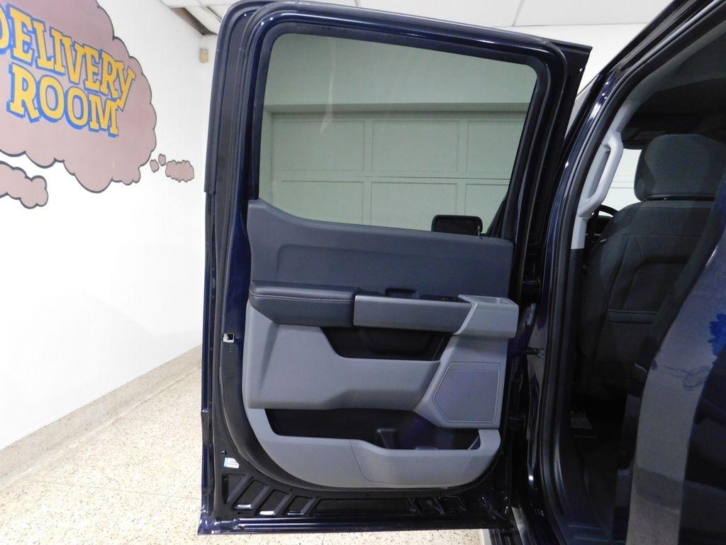 Ford F-150 XLT SuperCrew 5.5-ft. Bed 4WD 2023