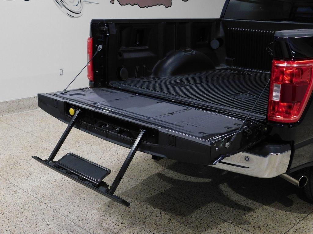 Ford F-150 XLT SuperCrew 5.5-ft. Bed 4WD 2023