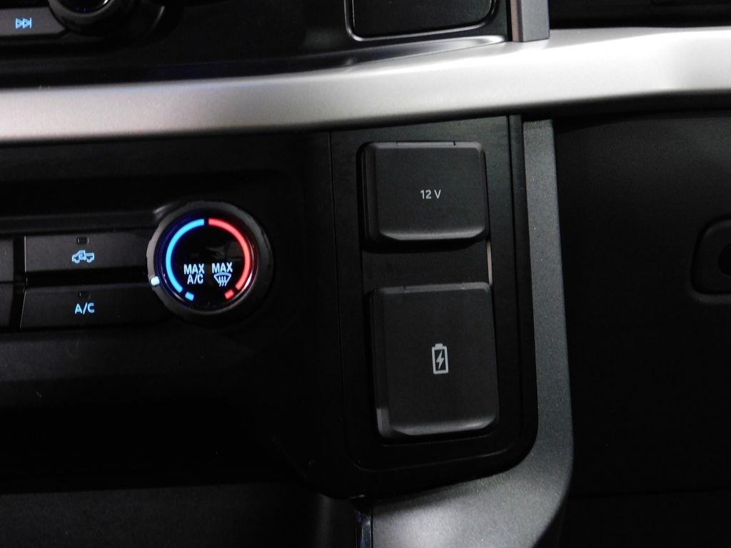 Ford F-150 XLT SuperCrew 5.5-ft. Bed 4WD 2023