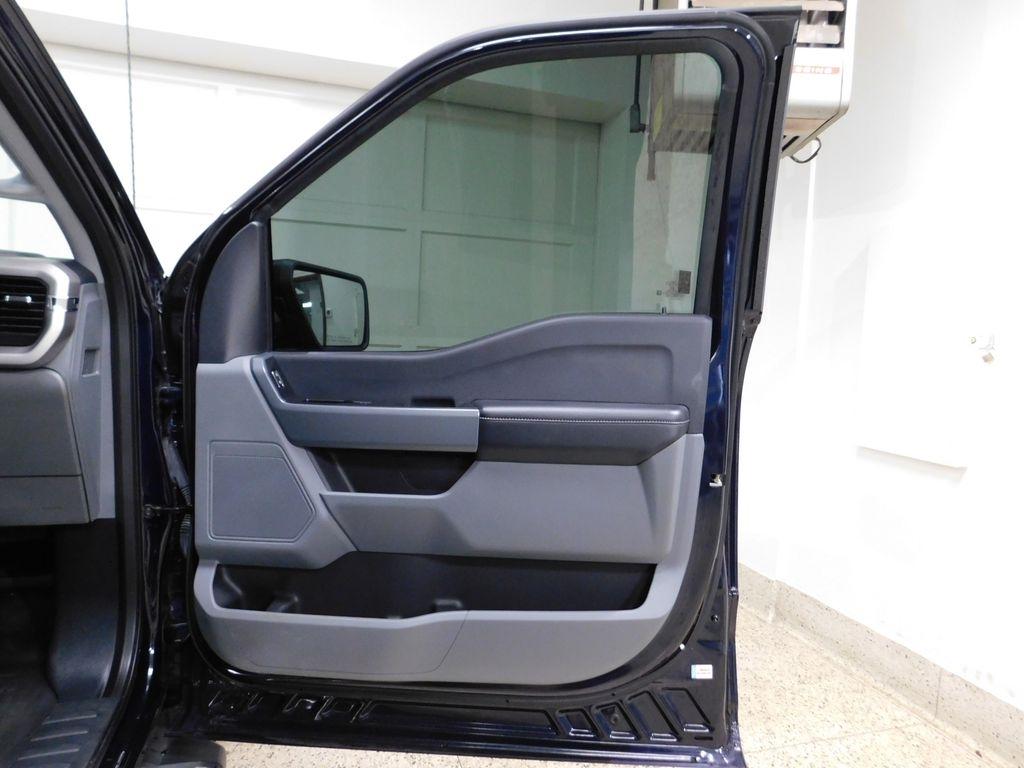 Ford F-150 XLT SuperCrew 5.5-ft. Bed 4WD 2023