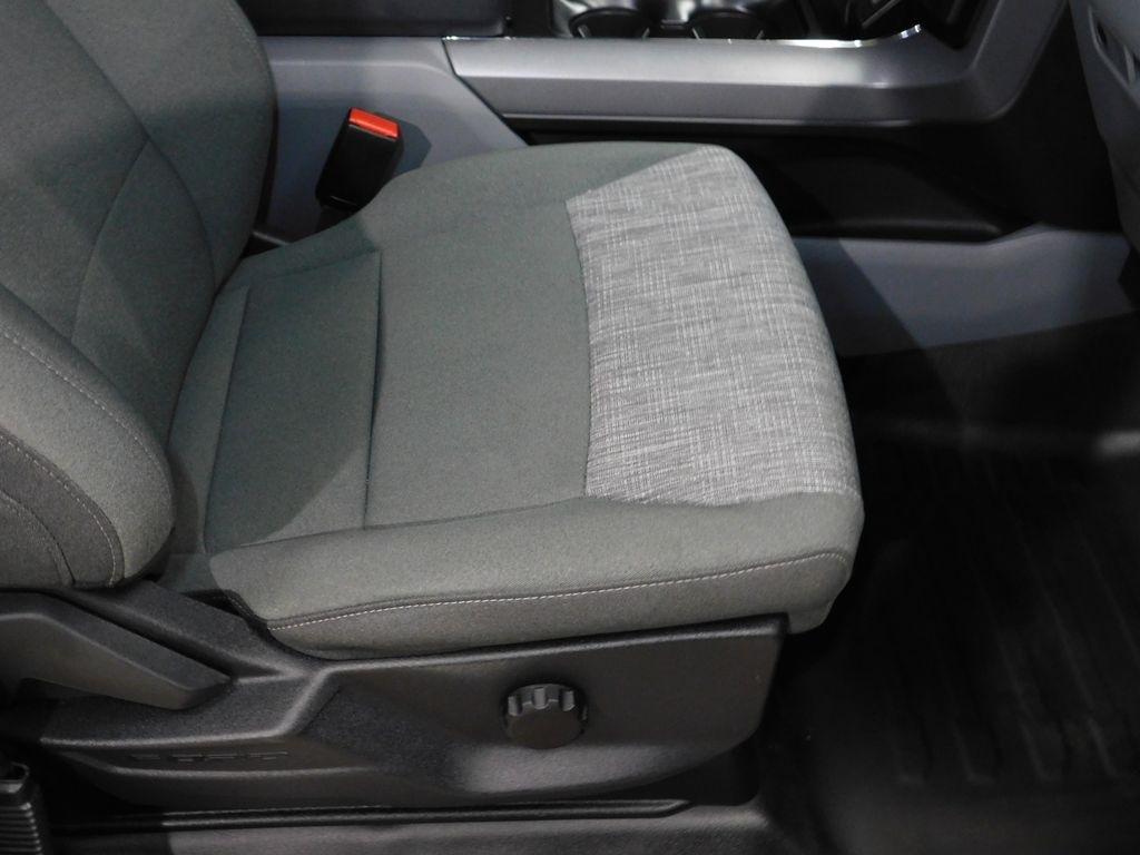 Ford F-150 XLT SuperCrew 5.5-ft. Bed 4WD 2023