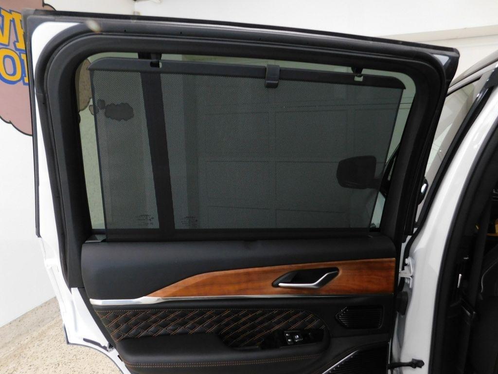 Jeep Grand Cherokee Summit 4WD 2024