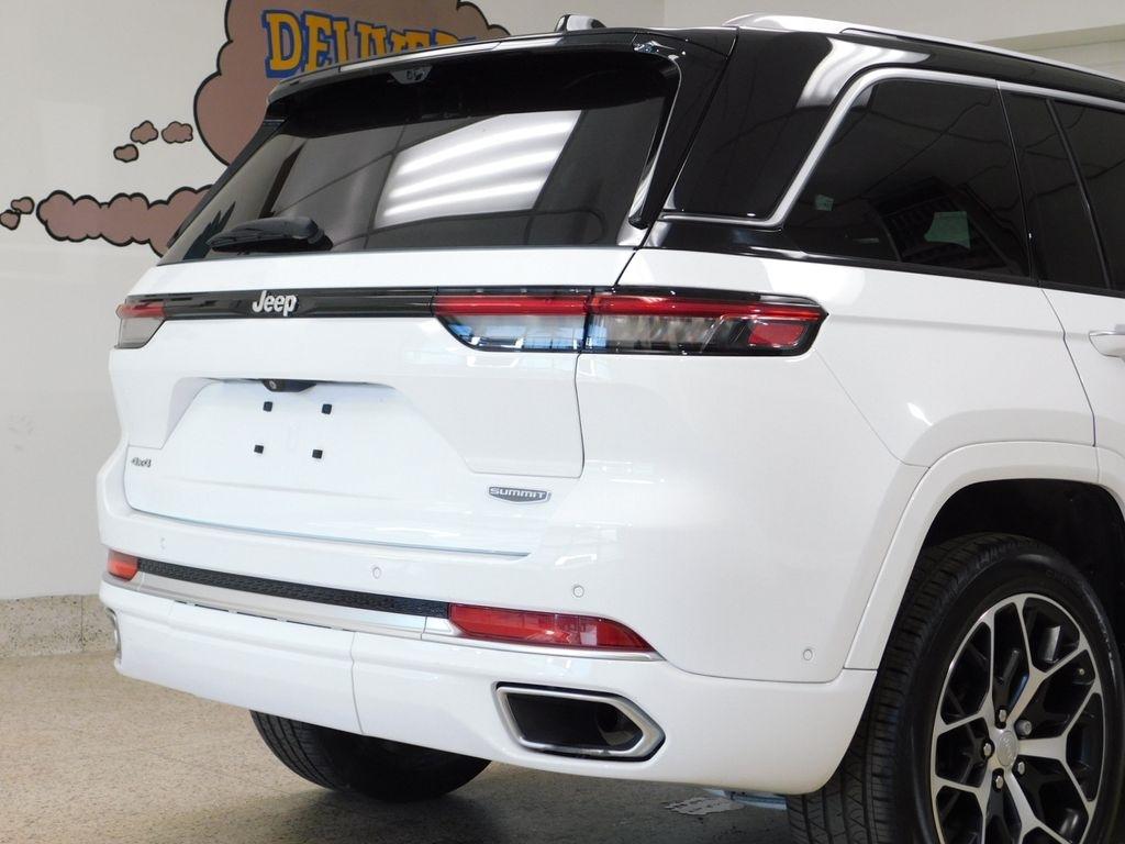 Jeep Grand Cherokee Summit 4WD 2024