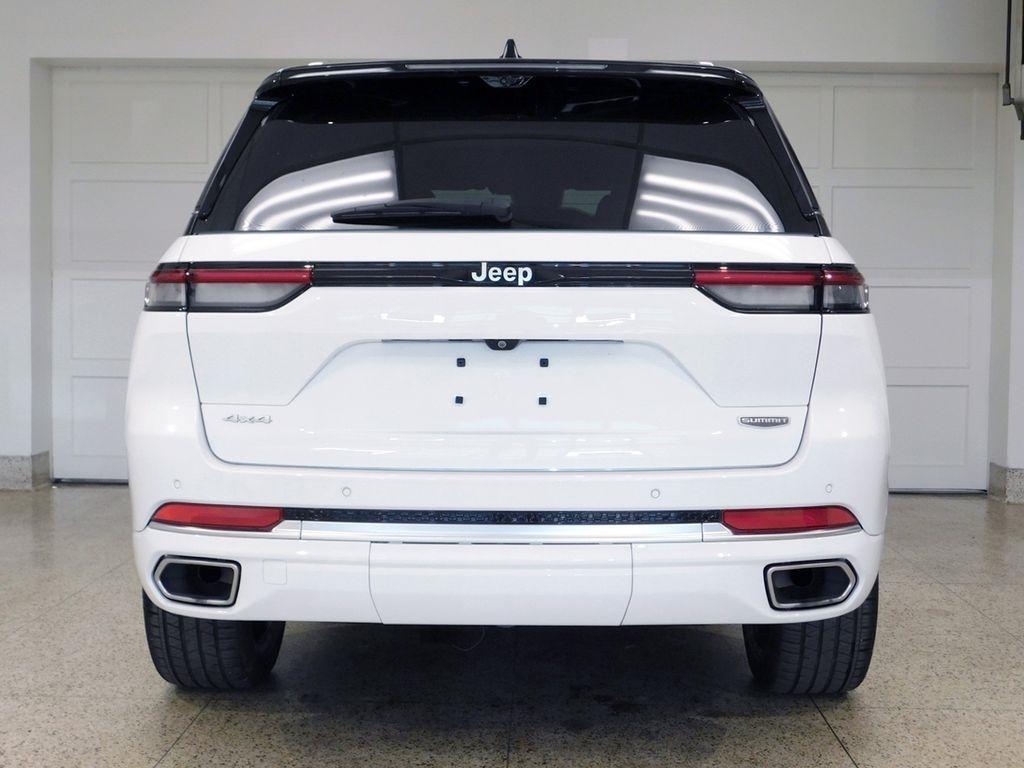 Jeep Grand Cherokee Summit 4WD 2024