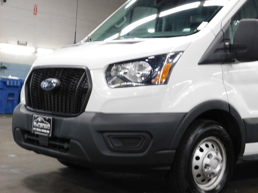 Ford Transit 250 Van High Roof w/Sliding Pass. 148-in. WB EL 2023