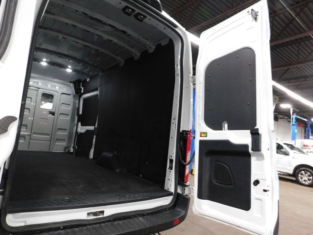 Ford Transit 250 Van High Roof w/Sliding Pass. 148-in. WB EL 2023