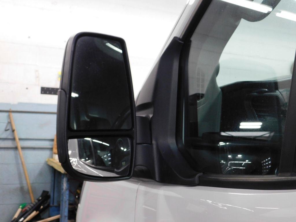 Ford Transit 250 Van High Roof w/Sliding Pass. 148-in. WB EL 2023