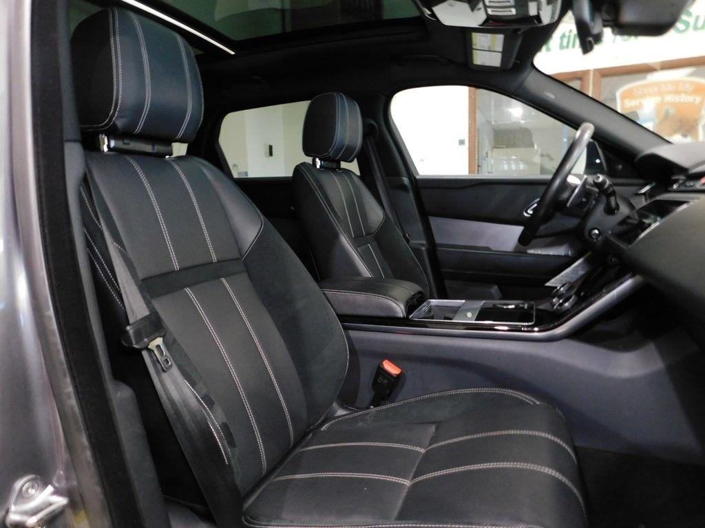 Land Rover Range Rover Velar R-Dynamic SE 2019