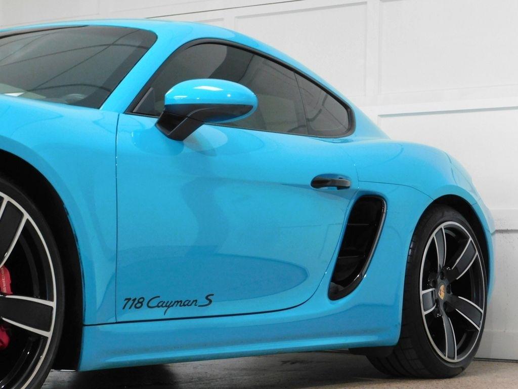 Porsche Cayman S 2017