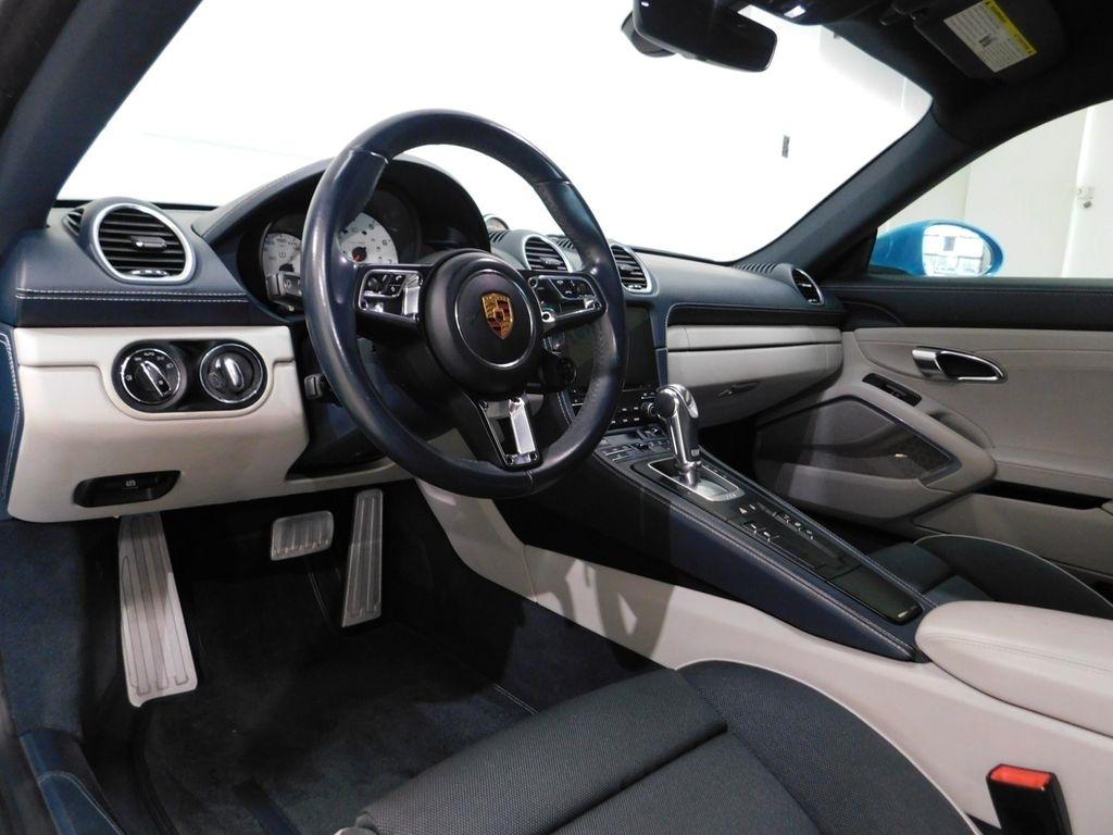 Porsche Cayman S 2017