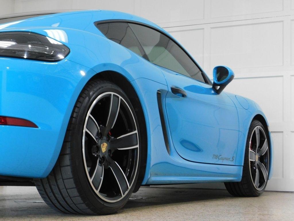 Porsche Cayman S 2017