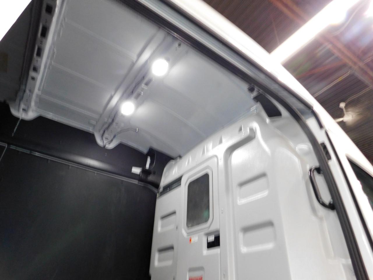 Ford Transit 250 Van High Roof w/Sliding Pass. 148-in. WB EL 2025