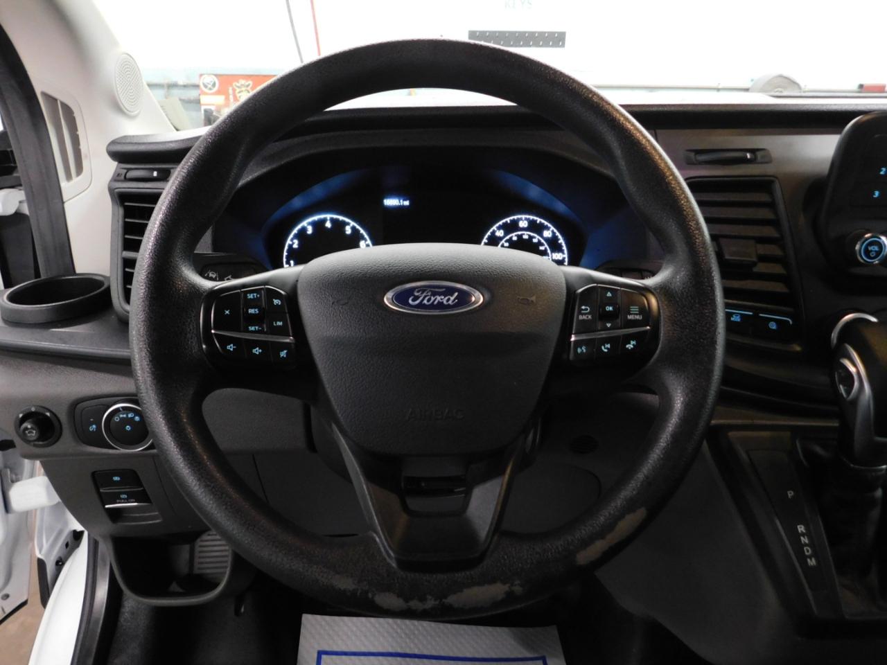 Ford Transit 250 Van High Roof w/Sliding Pass. 148-in. WB EL 2025
