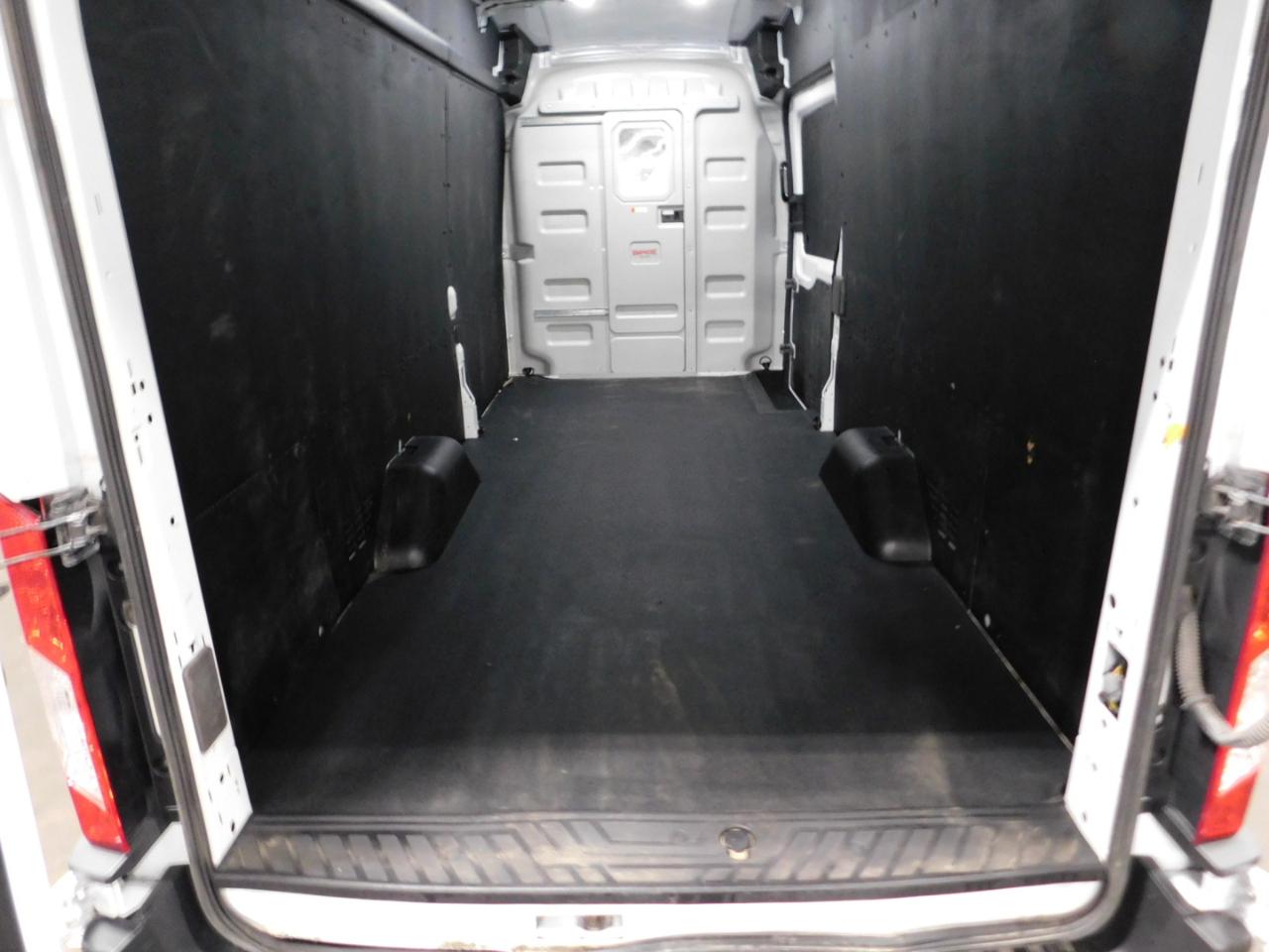 Ford Transit 250 Van High Roof w/Sliding Pass. 148-in. WB EL 2025