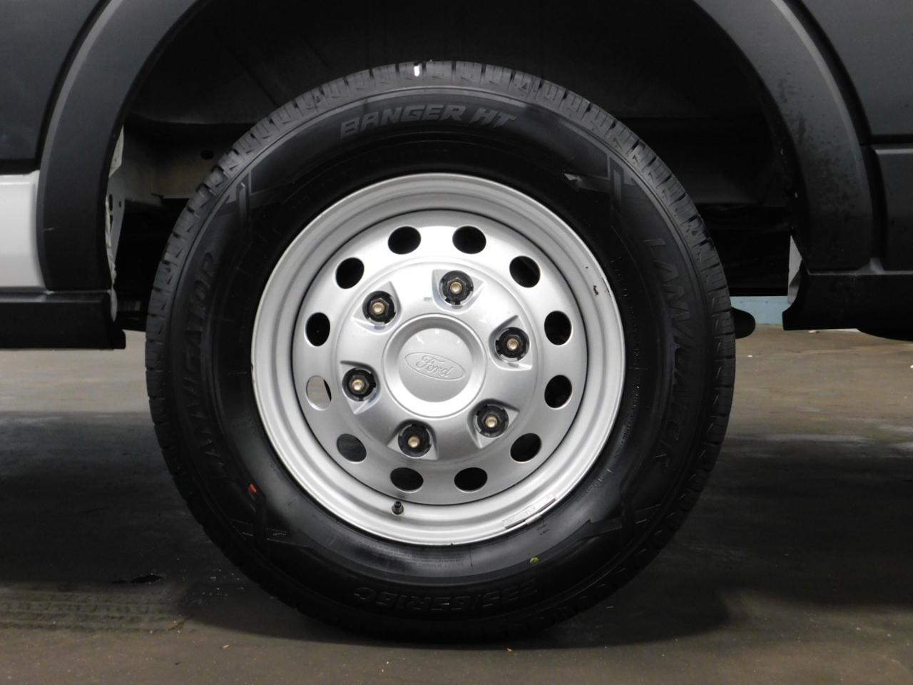 Ford Transit 250 Van High Roof w/Sliding Pass. 148-in. WB EL 2025