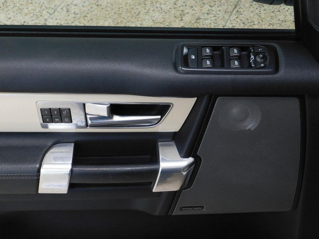 Land Rover LR4 HSE Luxury 2011