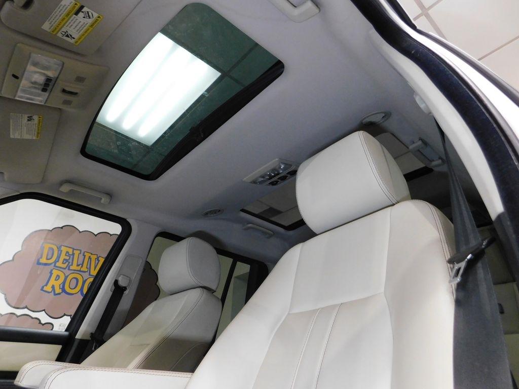 Land Rover LR4 HSE Luxury 2011