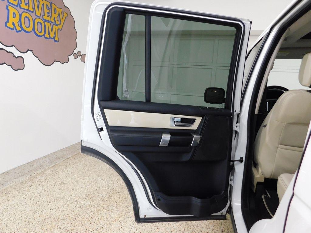 Land Rover LR4 HSE Luxury 2011