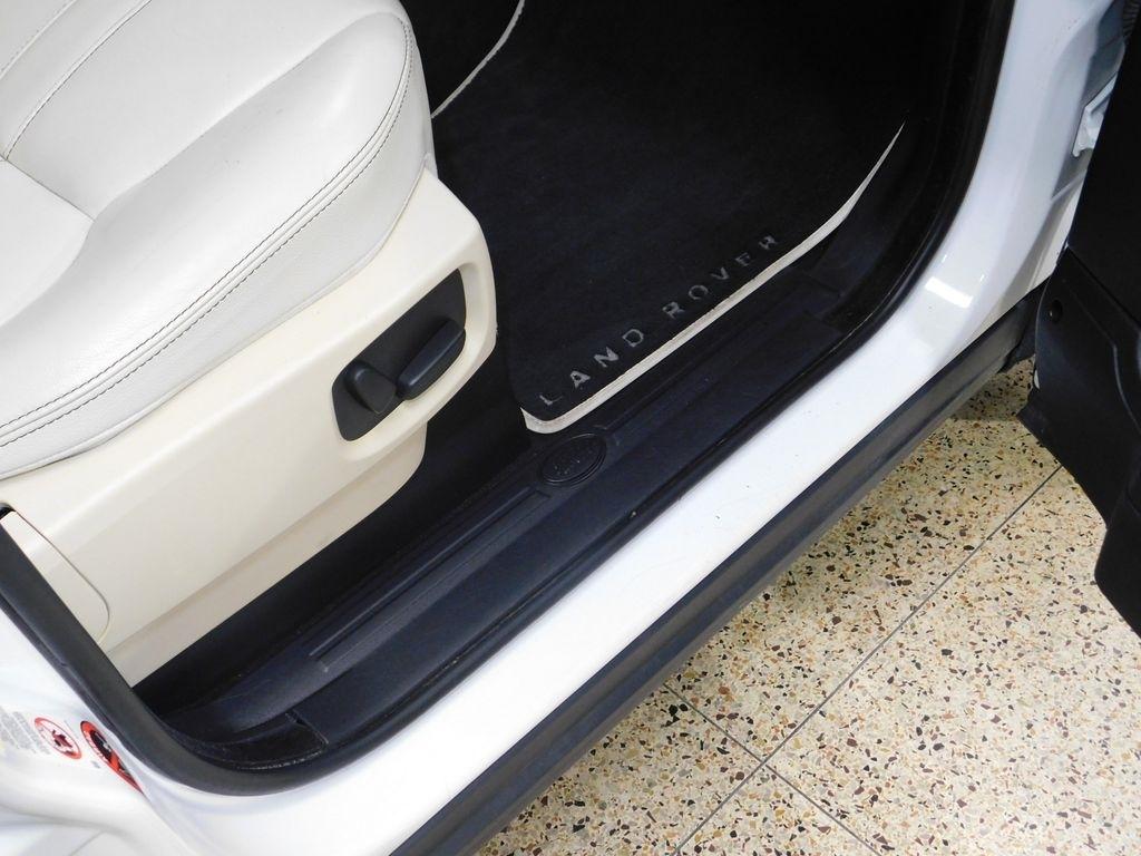Land Rover LR4 HSE Luxury 2011