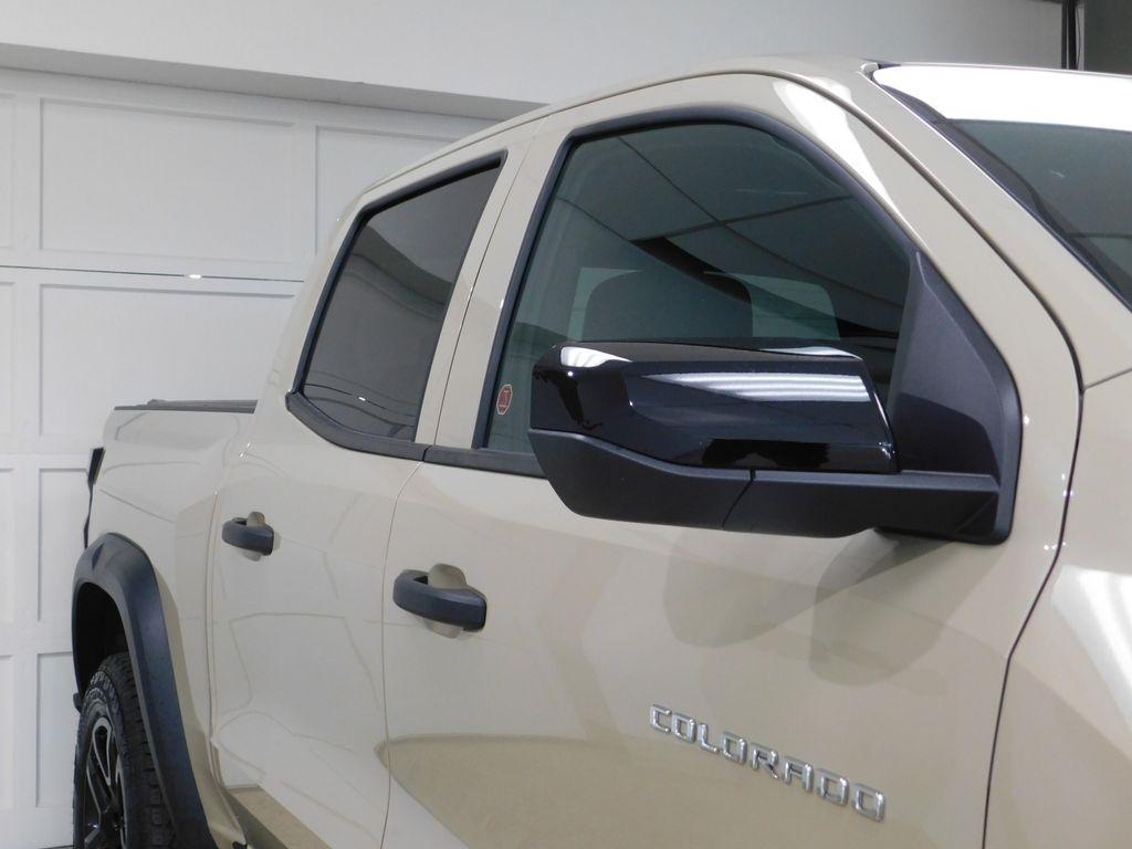 Chevrolet Colorado Trail Boss Crew Cab 4WD 2024
