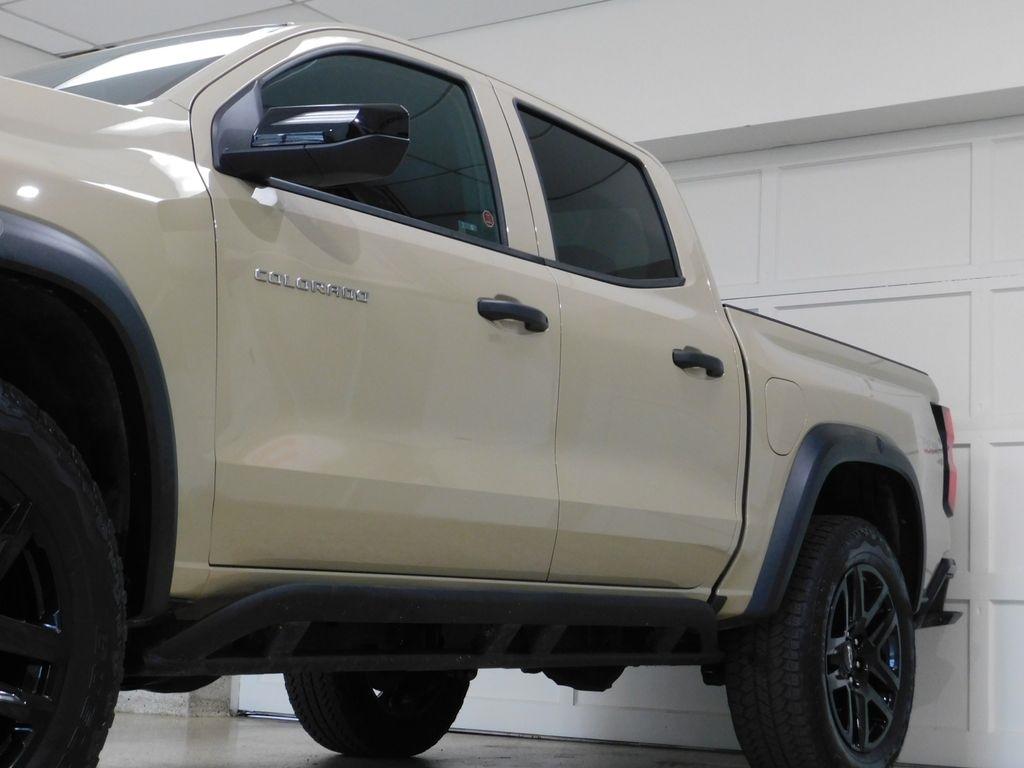 Chevrolet Colorado Trail Boss Crew Cab 4WD 2024