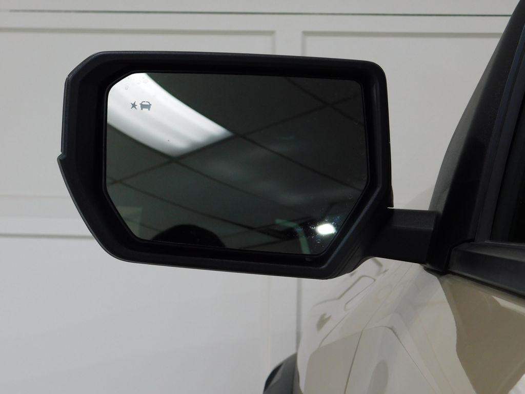 Chevrolet Colorado Trail Boss Crew Cab 4WD 2024