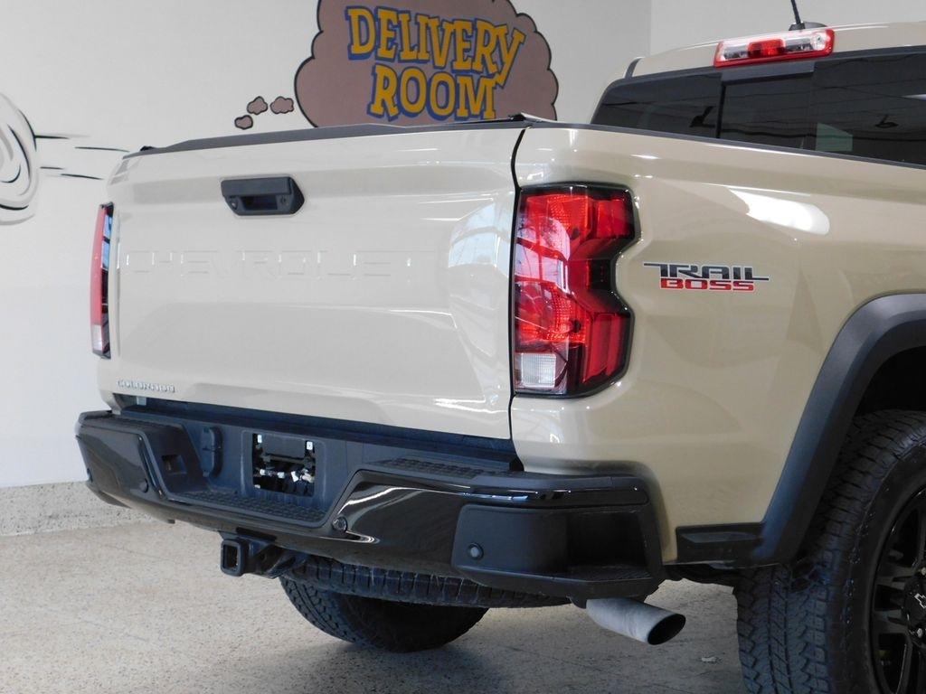 Chevrolet Colorado Trail Boss Crew Cab 4WD 2024