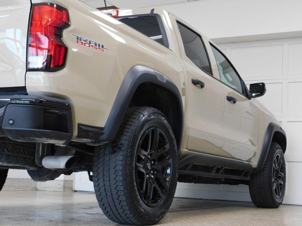 Chevrolet Colorado Trail Boss Crew Cab 4WD 2024