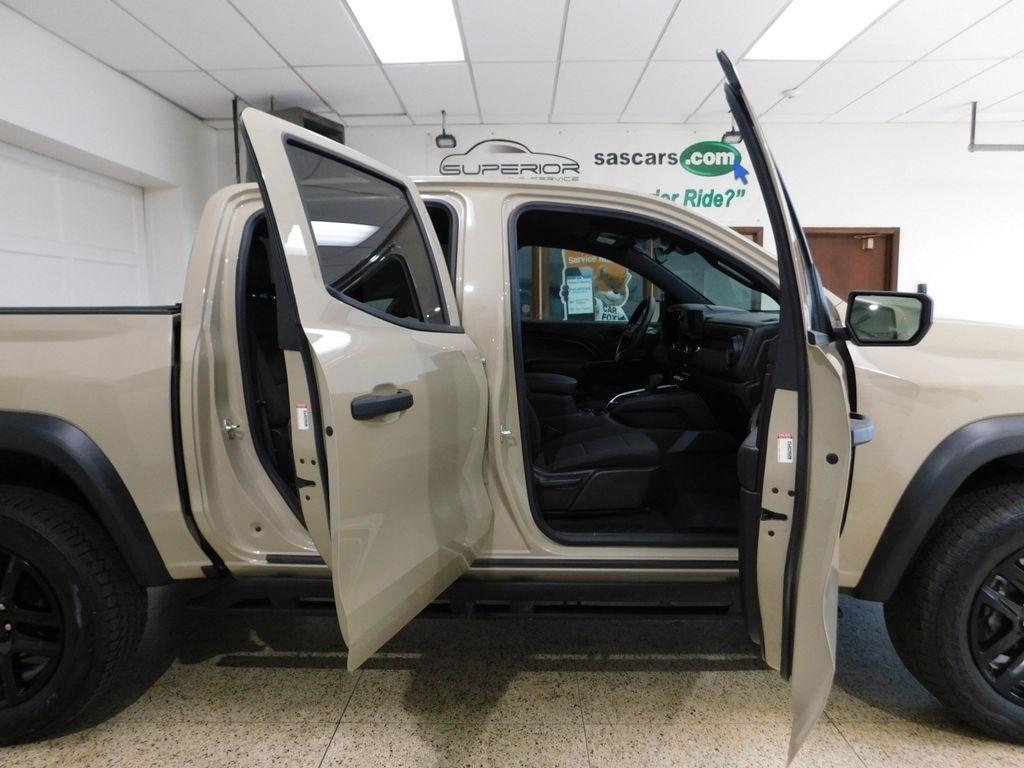 Chevrolet Colorado Trail Boss Crew Cab 4WD 2024