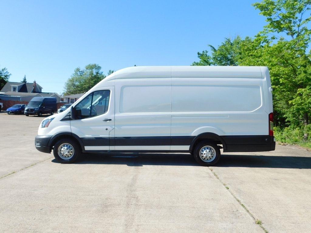 Ford Transit 250 Van High Roof w/Sliding Pass. 148-in. WB EL 2024