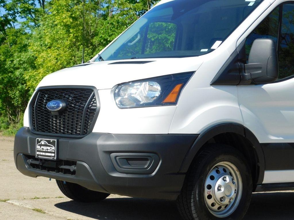 Ford Transit 250 Van High Roof w/Sliding Pass. 148-in. WB EL 2024